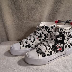 Disney Mickey Mouse Patterned Women's Size 8 High top Sneakers - Black and White